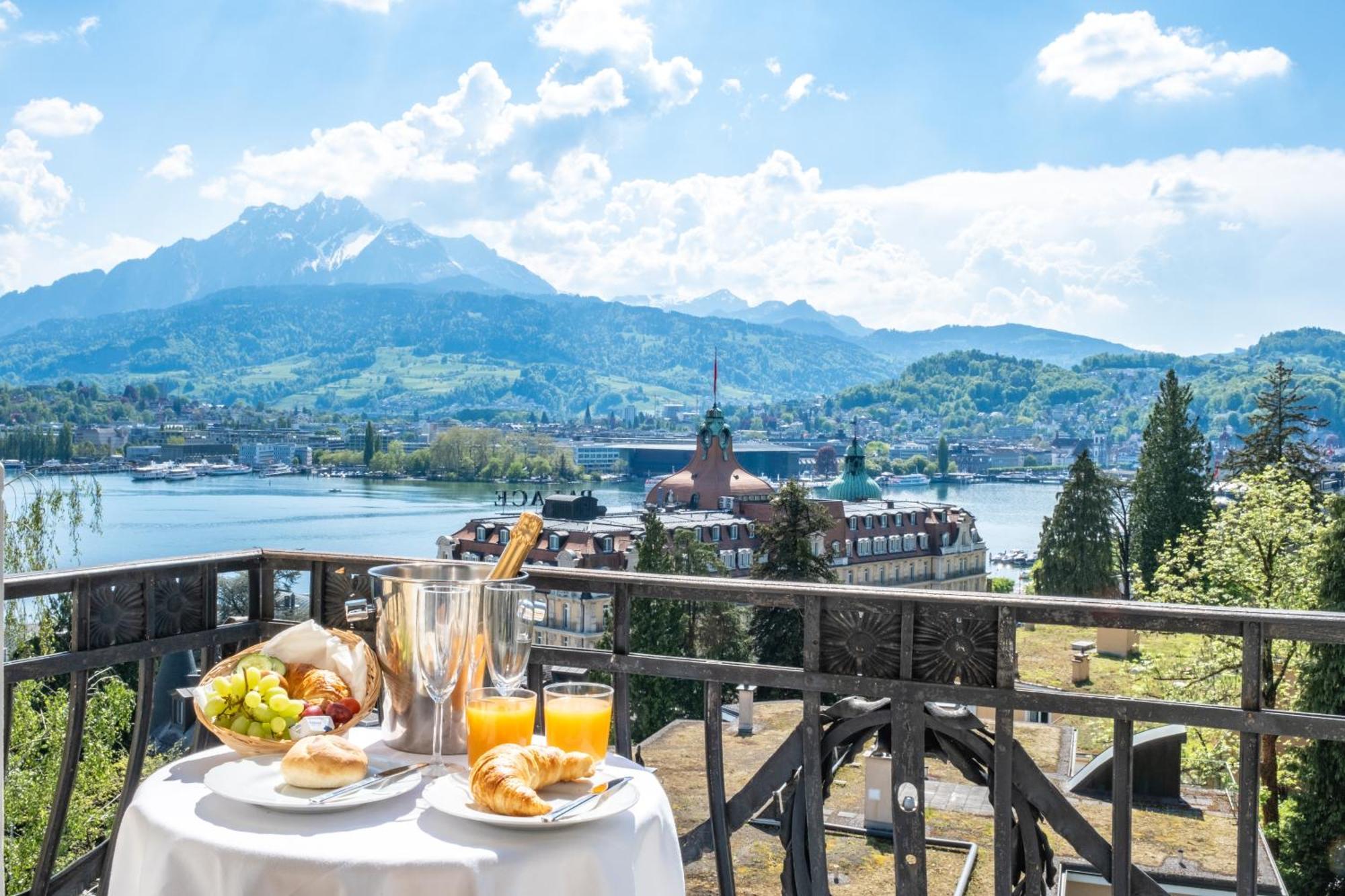 Hotel Royal Luzern Exterior photo